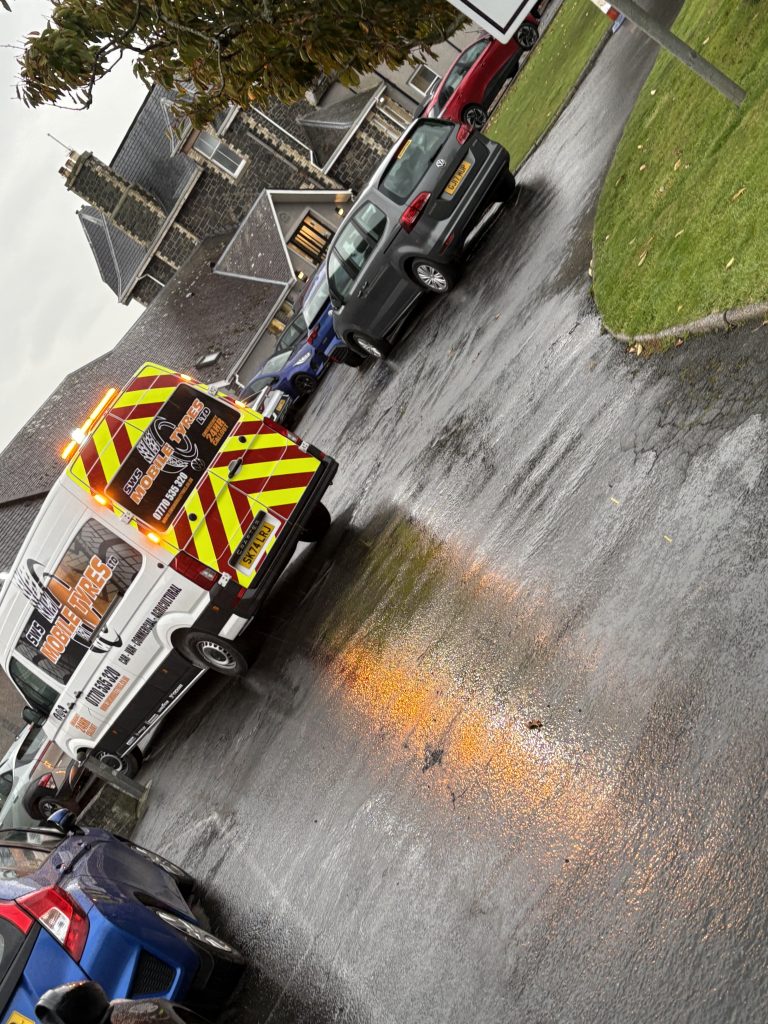 SWS Mobile Tyres emergency call-out vehicle on location